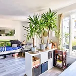 Bright Studio Of 30M² - Paris 20