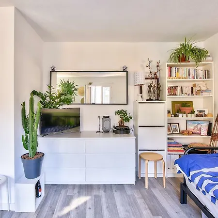 Bright Studio Of 30m² - 20 * Paris