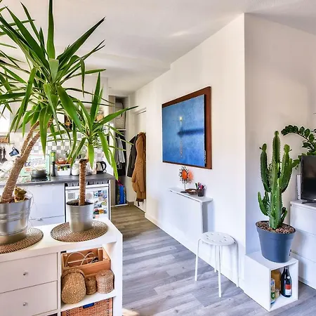 Apartment Bright Studio Of 30m² - 20 Paris